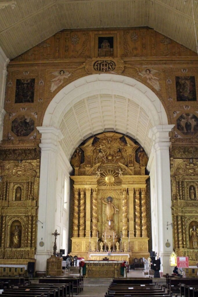 Basilica of Bom Jesus, Old Goa, showing Portuguese architectural influence and old Goa church history.